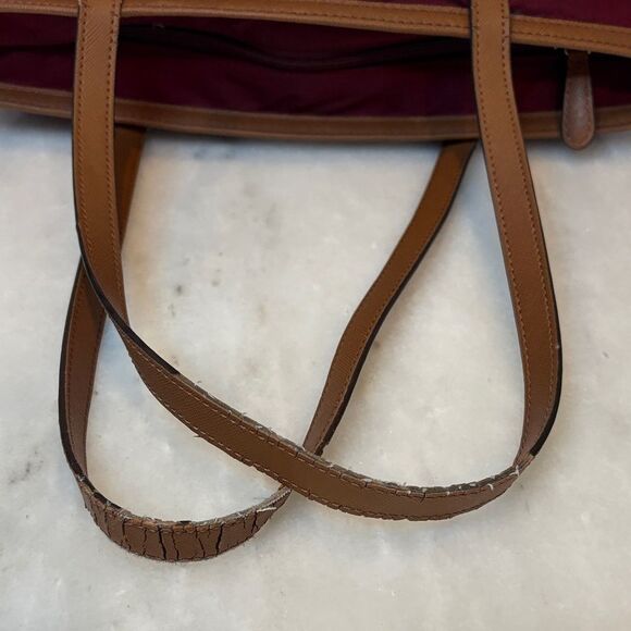 MICHAEL KORS Preppy Core Nylon & Leather Kempton Tote - Picture 11 of 16